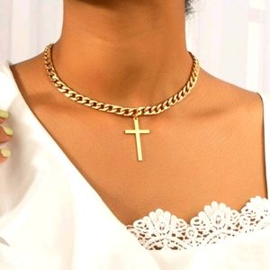 CHUNKY GOLD HOLY CROSS CHAIN  CHOKER NEW